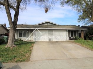 4909 Travertine Cir, Sacramento, CA 95841