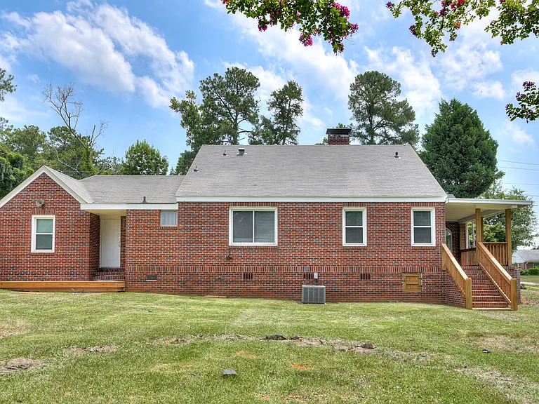 2336 Redwood Dr — Photo 24
