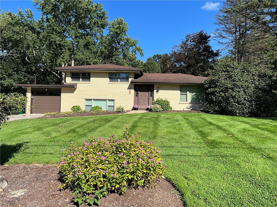 1st image of 104 Randy Dr