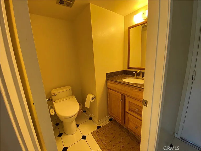 840 Bridle Dr — Photo 9