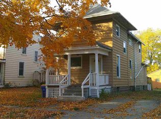 406 E Main St, Washington, IA 52353