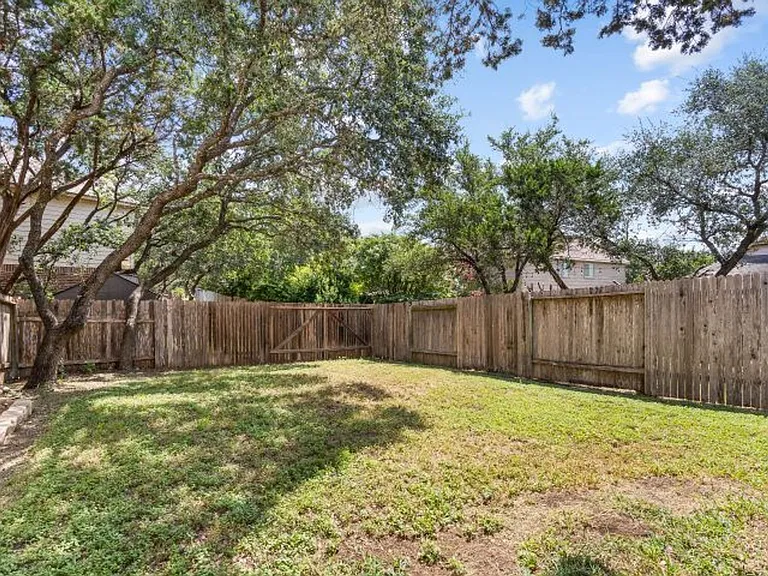 8506 Raton Way — Photo 25