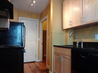 137 Neal St APT 6, Portland, ME 04102