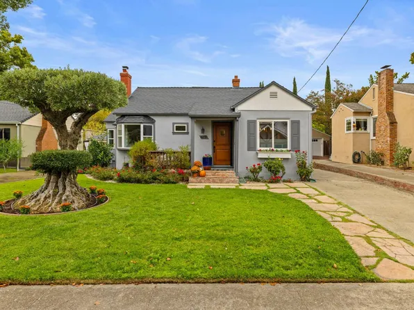 4233 E St, Sacramento, CA 95819