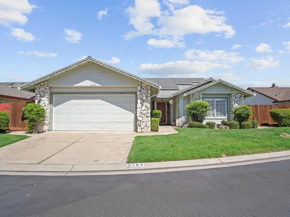 2185 Garden Circle Dr W, Manteca, CA 95336