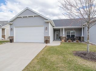 1765 Copperstone Pl, Neenah, WI 54956
