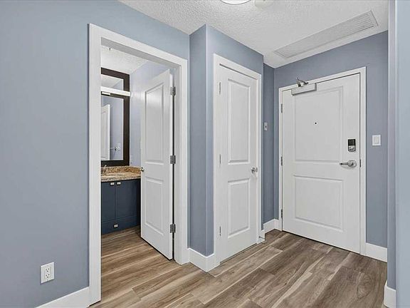 5th image of 77 E Spruce Pl SW #801