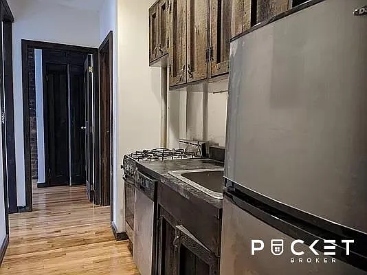 Rented by PocketBroker Inc | media 8