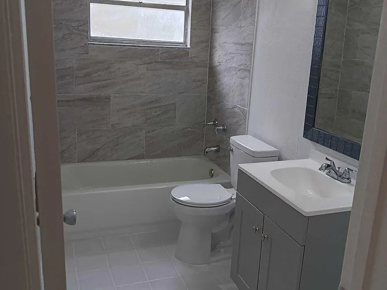 714 Michigan Ct #4 — Photo 10
