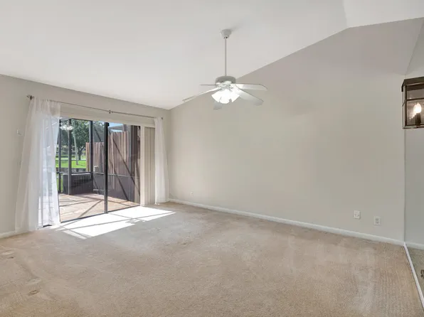 11138 Curry Drive, Palm Beach Gardens, FL 33418