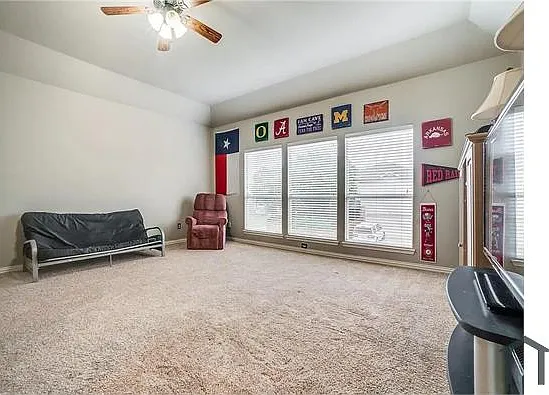 1605 Oak Brook Ln — Photo 30