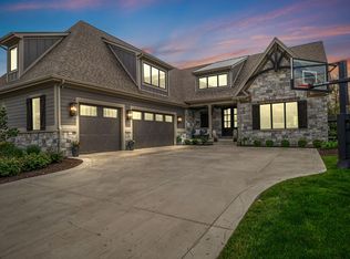 3703 Brigata Dr, Valparaiso, IN