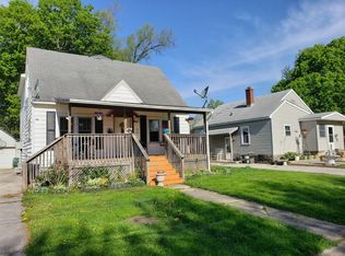 902 N 1st St, Kentland, IN