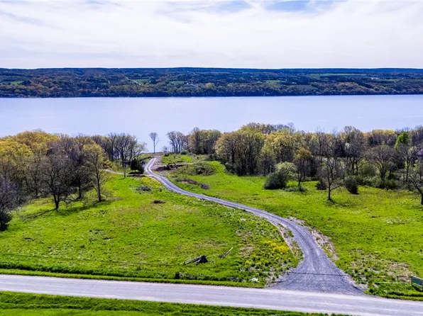 2 Red Cedar Ln #13, Dundee, NY 14837