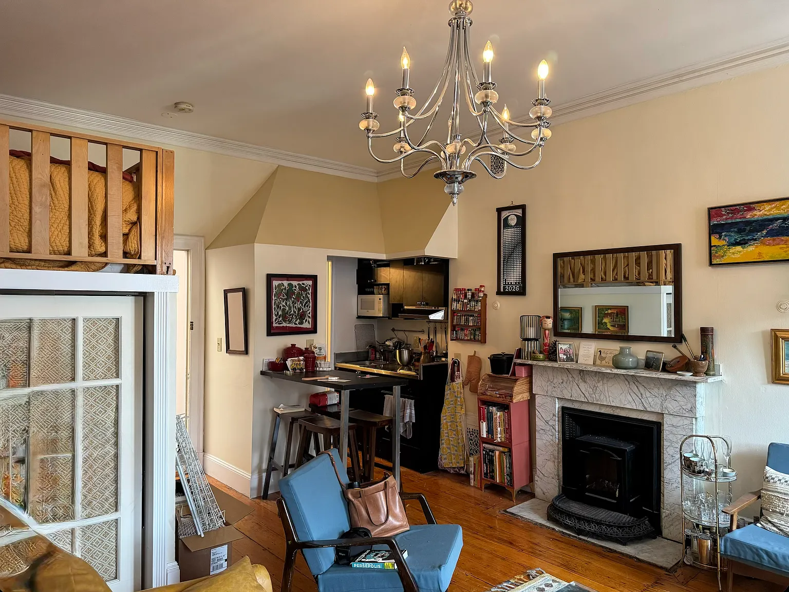 Studio, 450 sqft, $2,600 — Photo 1