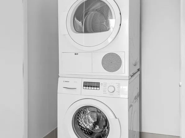 400 Park Avenue South image 15 of 26