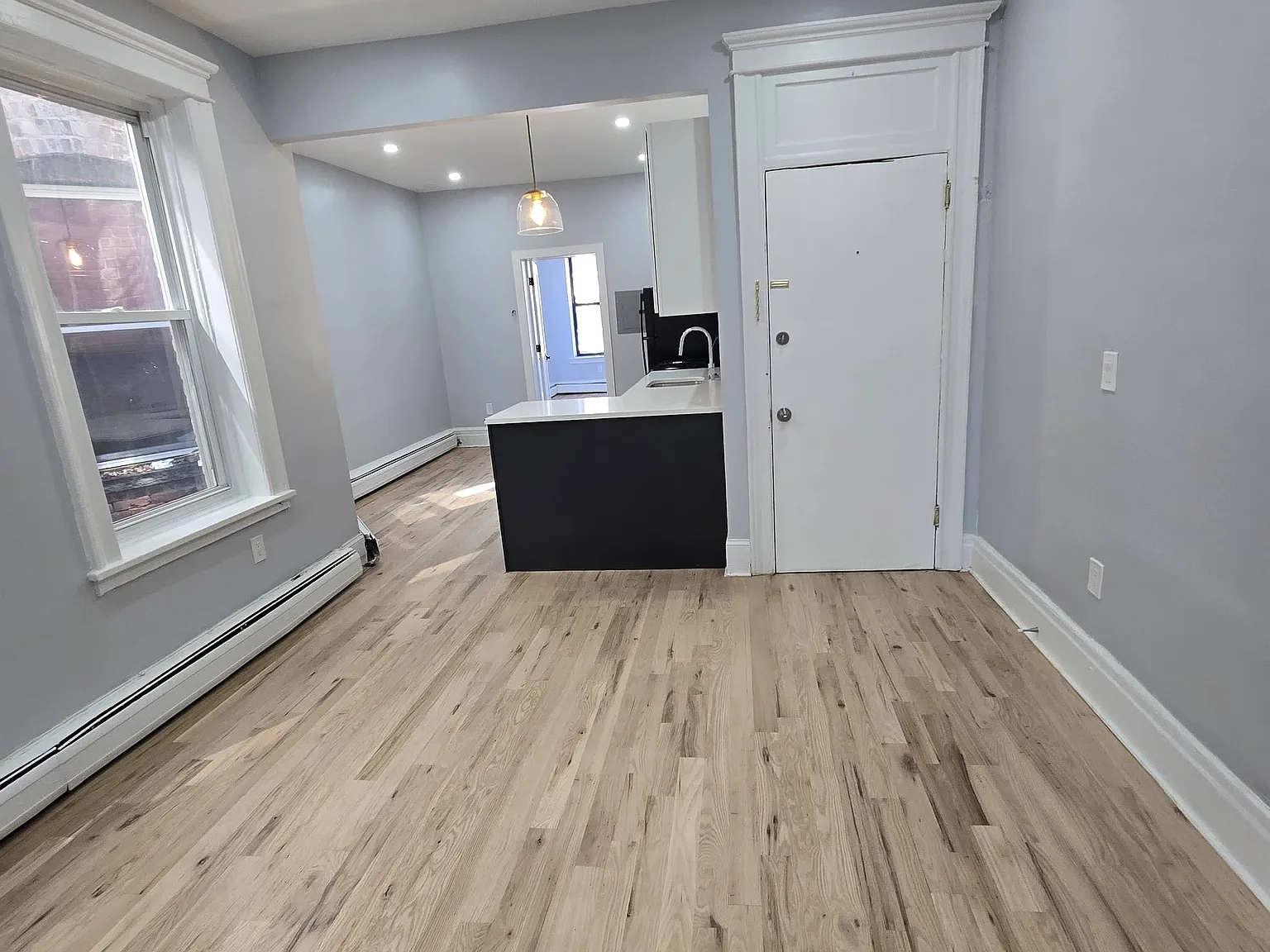 3 bed, $2,595 — Photo 3