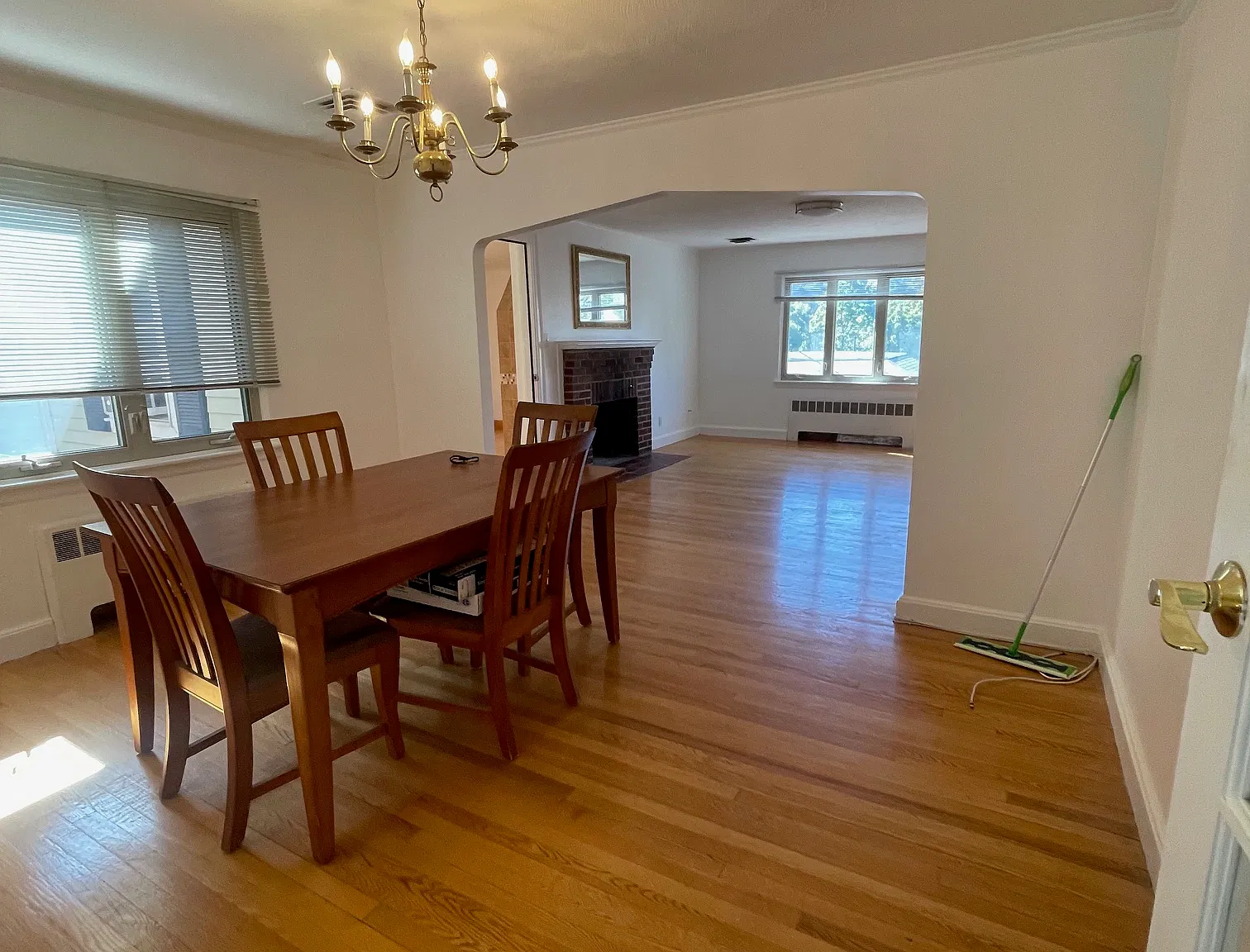 275 Tappan St — Photo 3