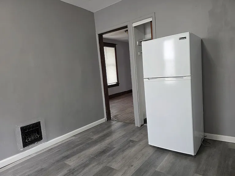 5914 Laura Ave — Photo 20