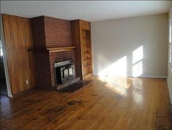 2nd image of 13202 Grandview Rd