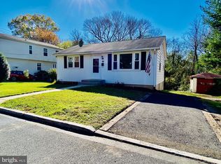 218 Willard Dr, Ridley Park, PA 19078