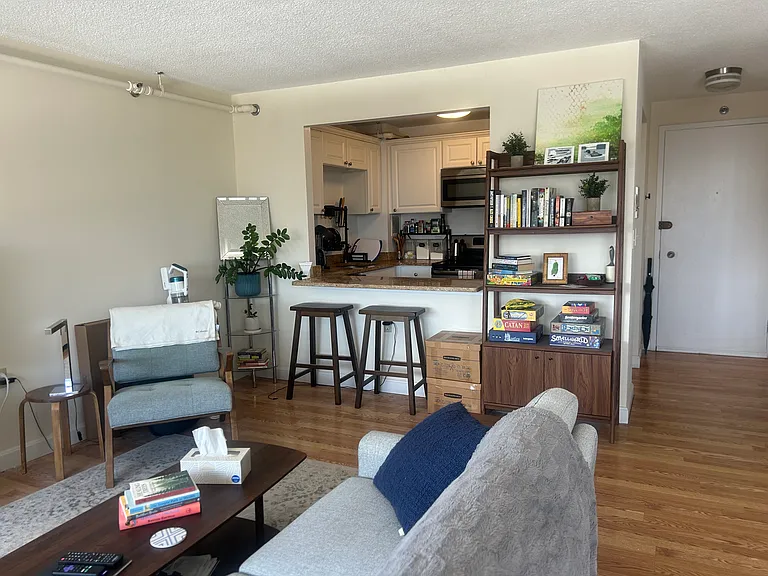 872 Massachusetts Ave #804 — Photo 4
