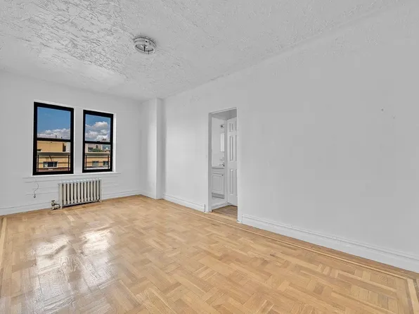 1015 Summit Ave APT 6A, Bronx, NY 10452