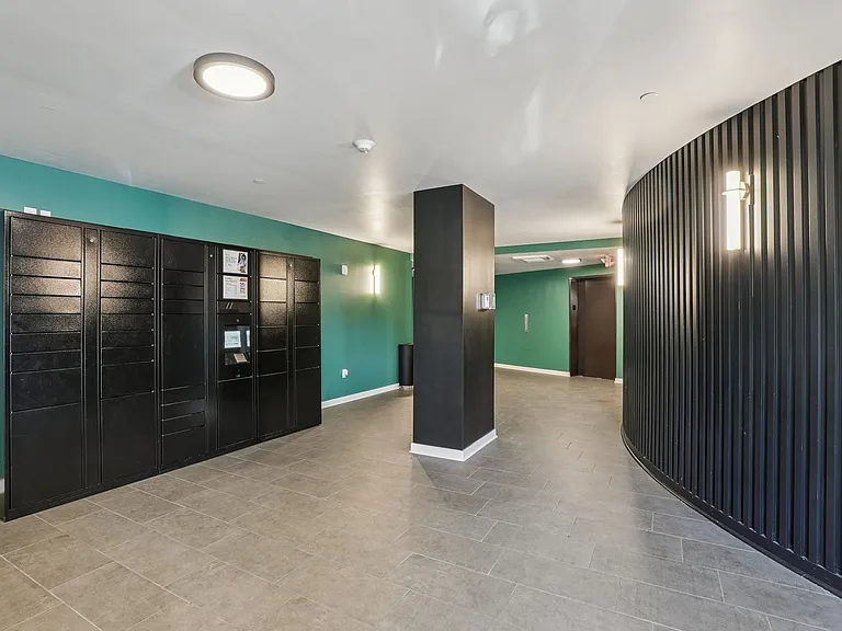 Emerald Heights — Photo 27