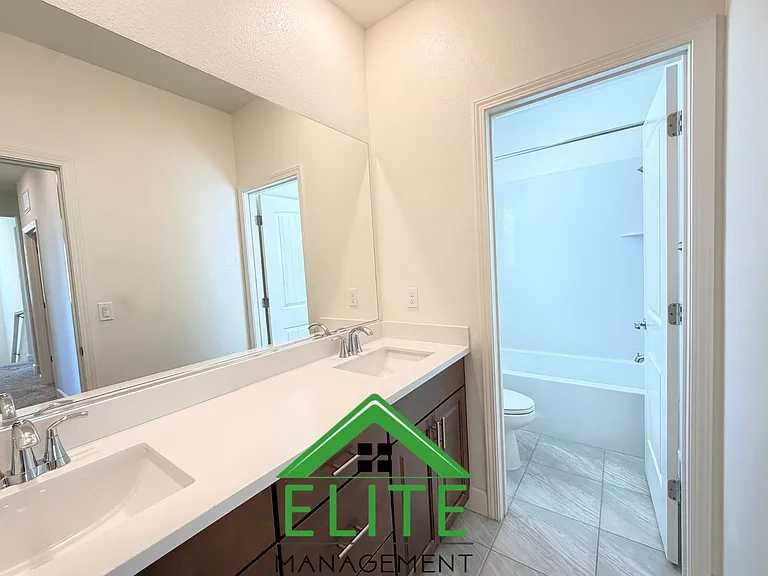 8778 Encore Way — Photo 12