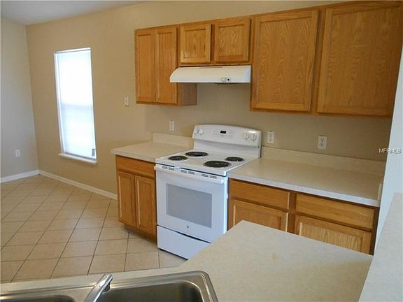 4th image of 204 Fairfield Dr