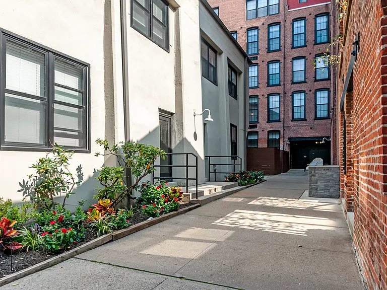 Grand Adams Hoboken — Photo 11