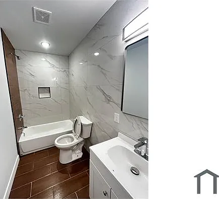 903 N 43rd St #2 — Photo 5