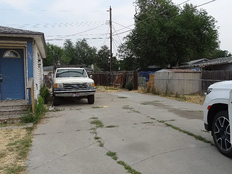 304 Baker Dr — Photo 7