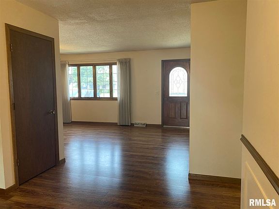 4th image of 1303 Elm Ct