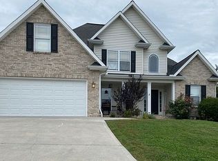 8336 Whippoorwill Rd, Powell, TN 37849