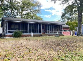 138 NW 17th St, Oak Island, NC 28465