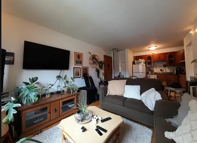Lexington Court Apartments — Photo 17
