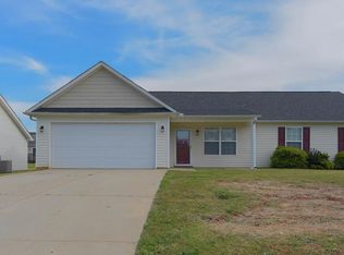 108 Lear Dr, Laurens, SC 29360