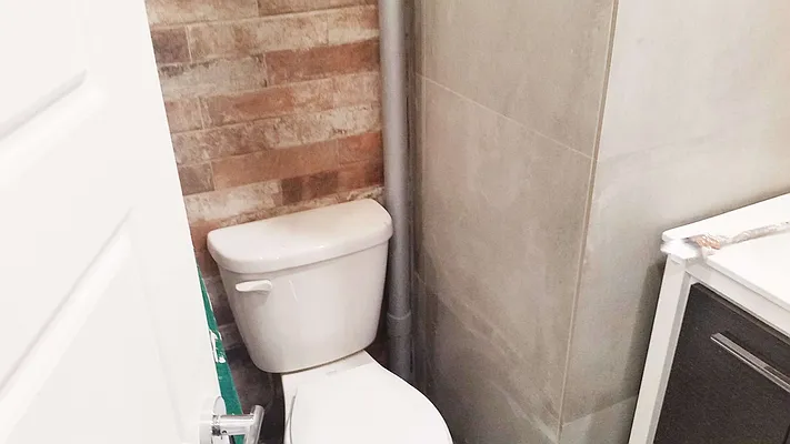 Rented by The Hamilton Group | media 30