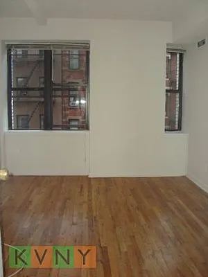 Rented by KVNY Soho | media 12