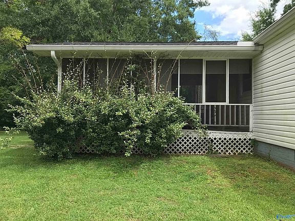 4th image of 203 Manor St