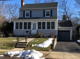 70 Henshaw Ave, Springfield, NJ 07081