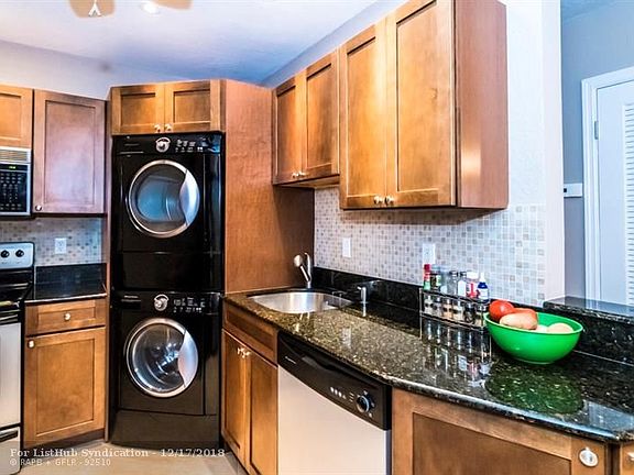 5th image of 2270 NE 68th St APT 1903