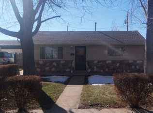 2710 Holmes St, Pueblo, CO 81004