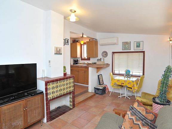 4th image of 621 E Mabel St #B