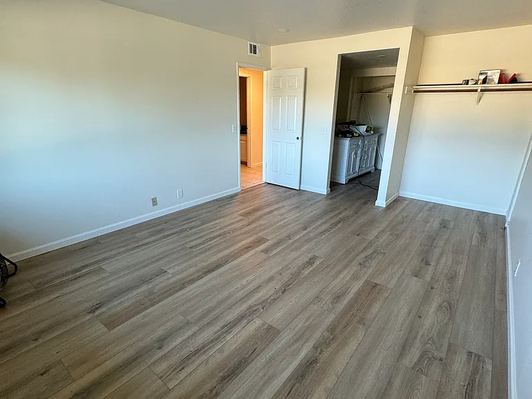552 Toyon Ave #4 — Photo 7