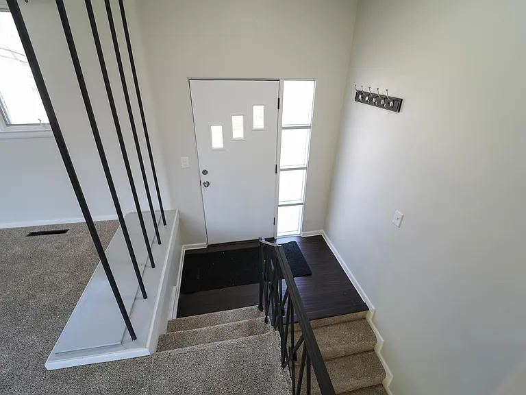 4114 Chelsea Ct — Photo 3