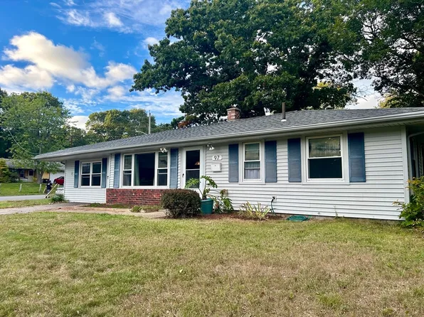 97 Waleco Rd, Brockton, MA 02302