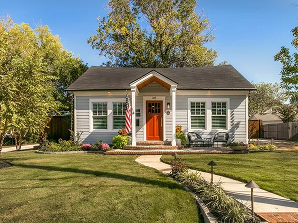 415 S Dooley St, Grapevine, TX 76051