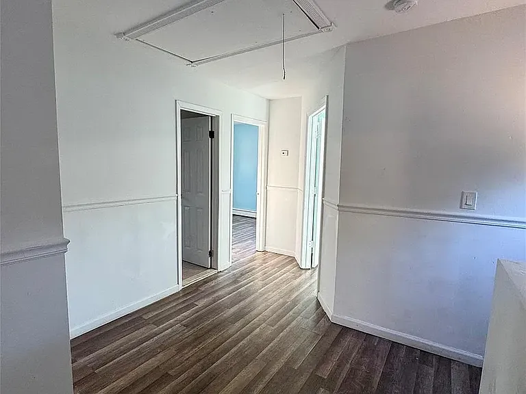 66 Van Buren St — Photo 12